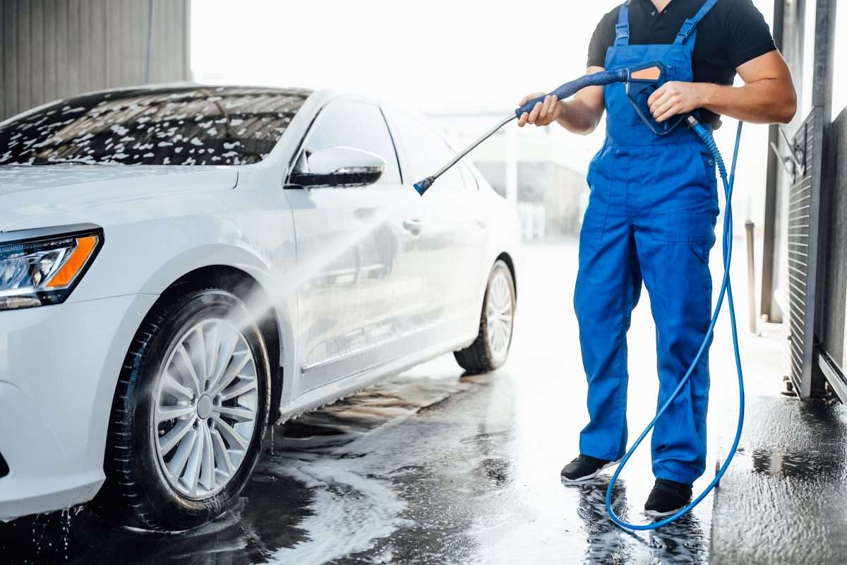 Service bay